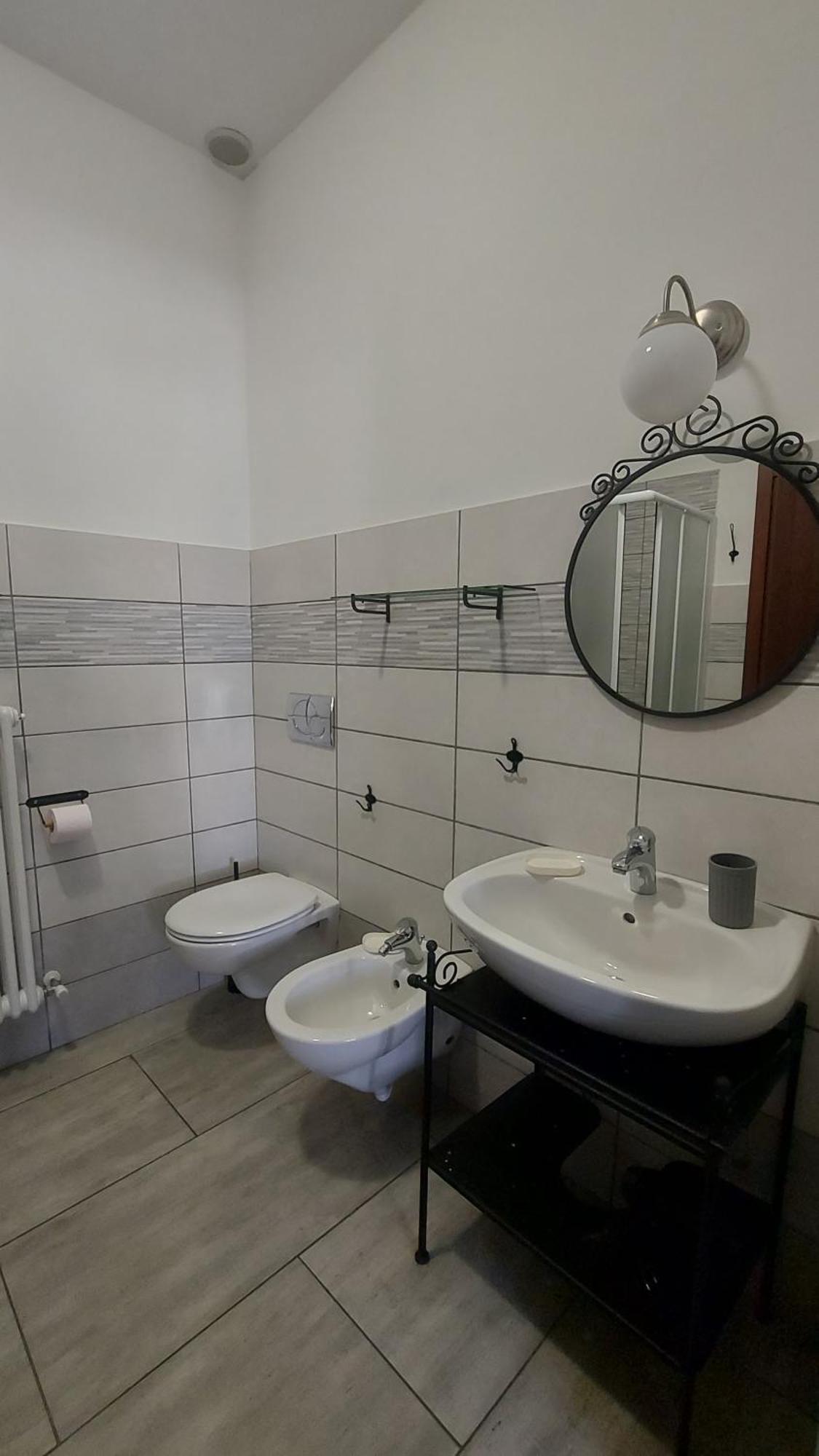 Locanda La Tana Del Luppolo Valmadrera Dış mekan fotoğraf